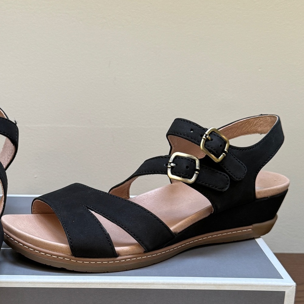 DANSKO Angela Sandals ~ Black Nubuck ~ NEW IN BOX